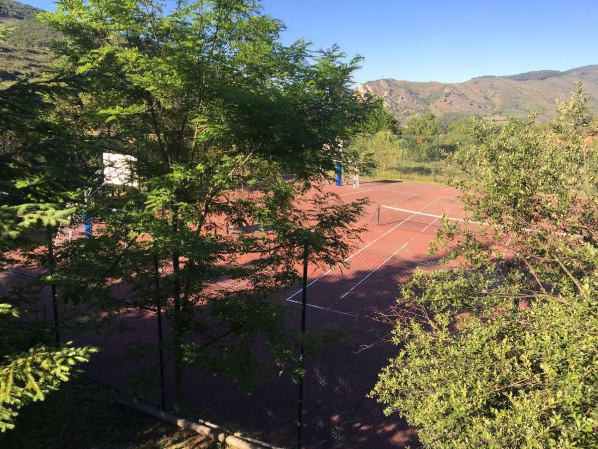 Apartamento Ezcaray Con Piscina Сорракин Экстерьер фото
