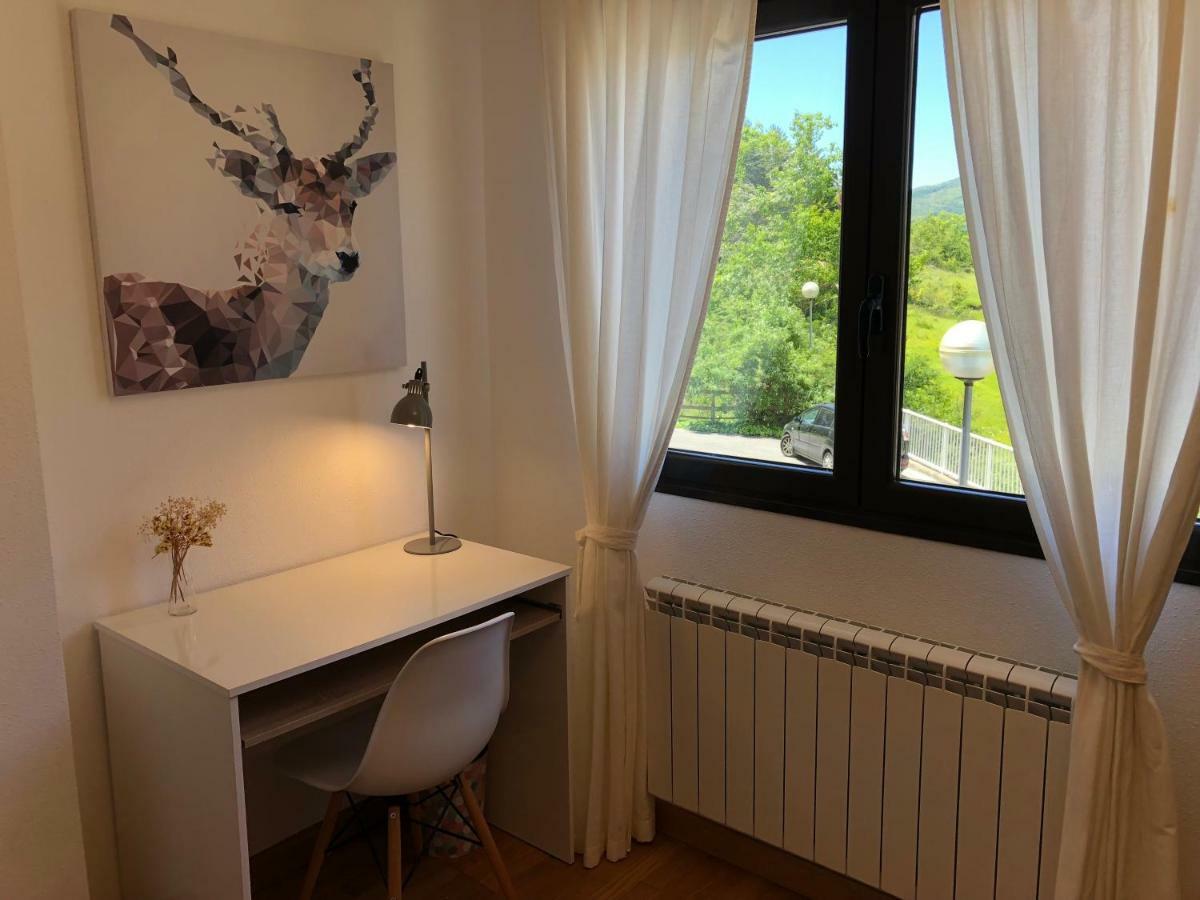 Apartamento Ezcaray Con Piscina Сорракин Экстерьер фото