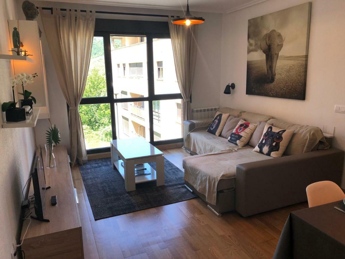Apartamento Ezcaray Con Piscina Сорракин Экстерьер фото